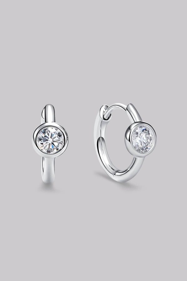 Round Diamond Huggie Earrings (0.28ct)