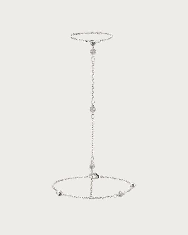 Hojas Coin Hand Chain Bracelet in Silver